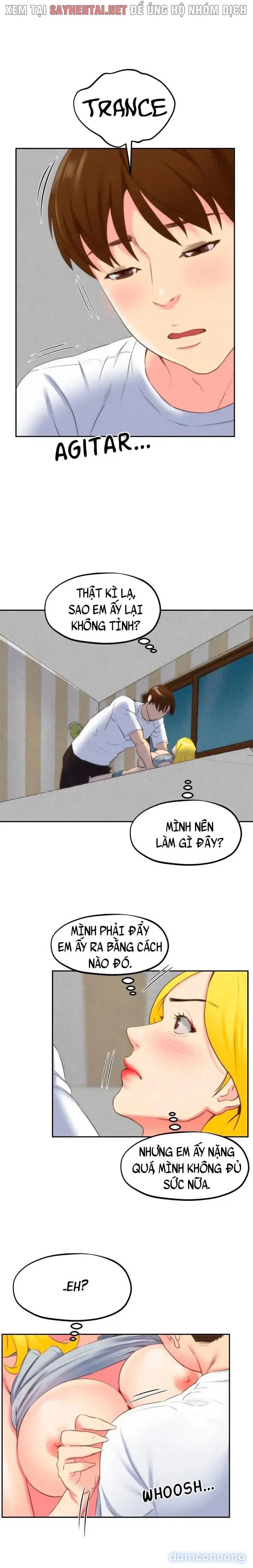 Cô gái nhỏ bé dâm đãng 