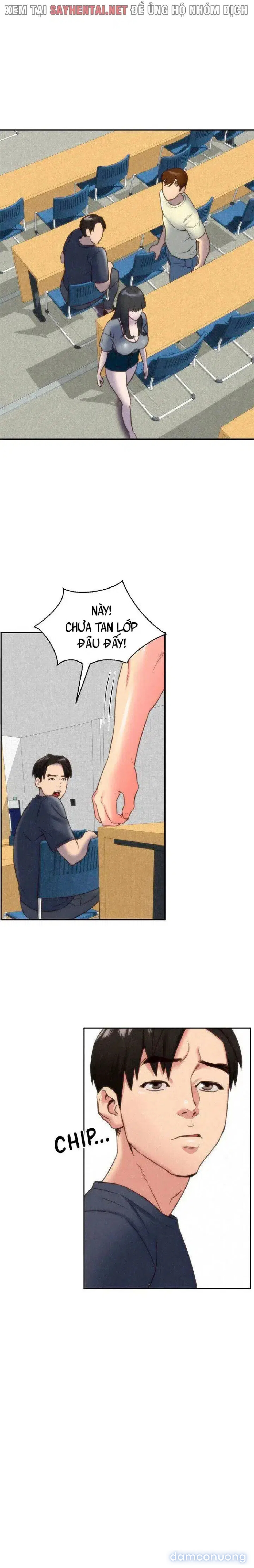 Cô gái nhỏ bé dâm đãng 