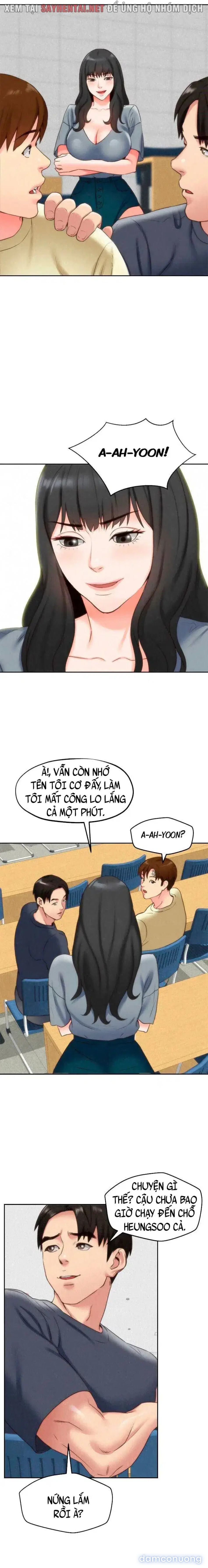 Cô gái nhỏ bé dâm đãng 