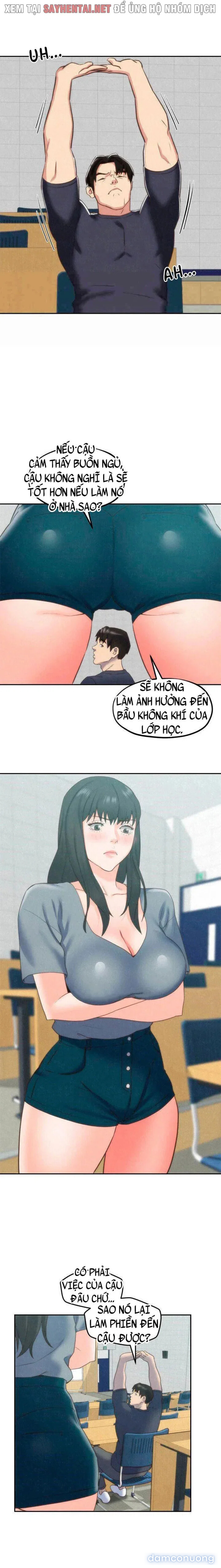 Cô gái nhỏ bé dâm đãng 