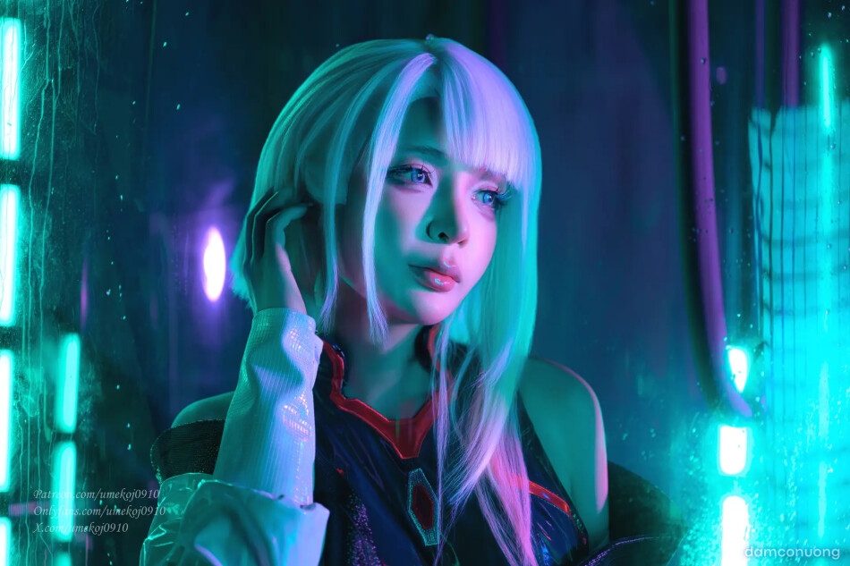 UmekoJ Cosplay Lucy Cyberpunk Edgerunner 