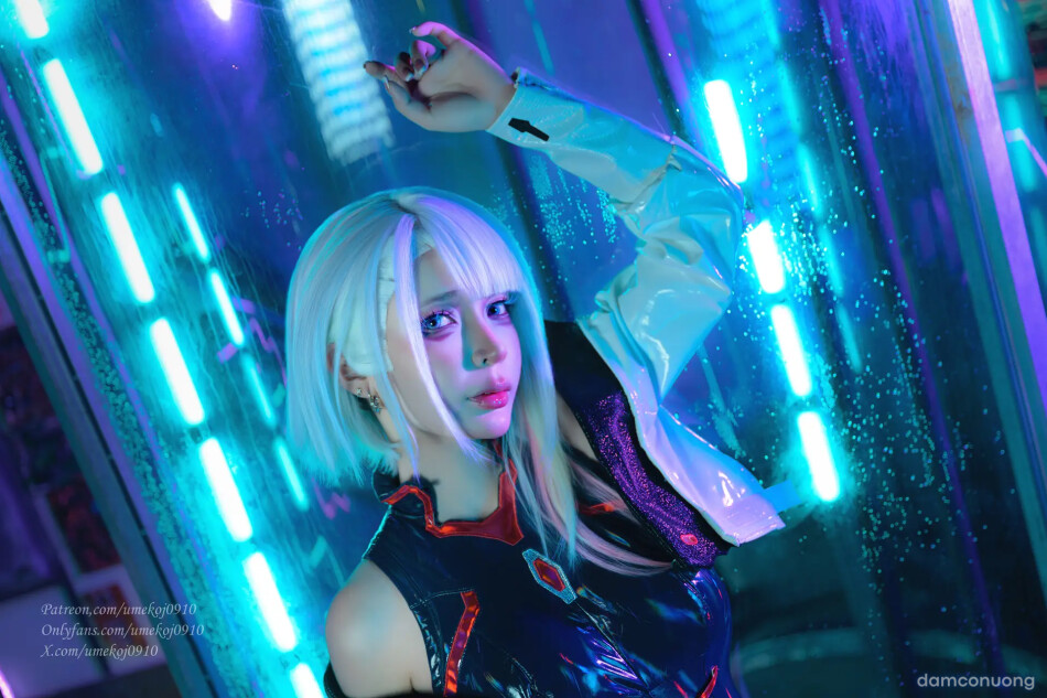 UmekoJ Cosplay Lucy Cyberpunk Edgerunner 