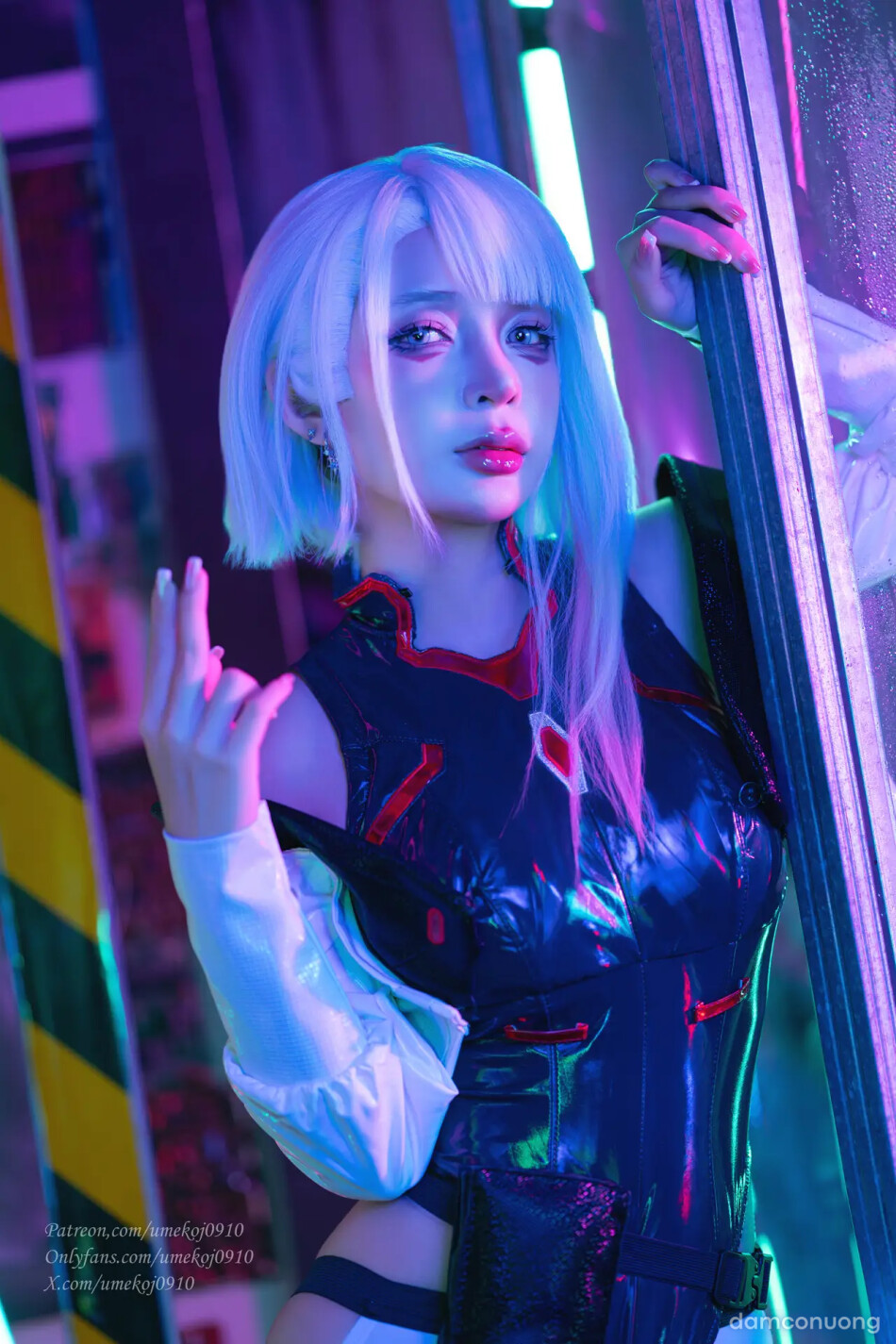 UmekoJ Cosplay Lucy Cyberpunk Edgerunner 