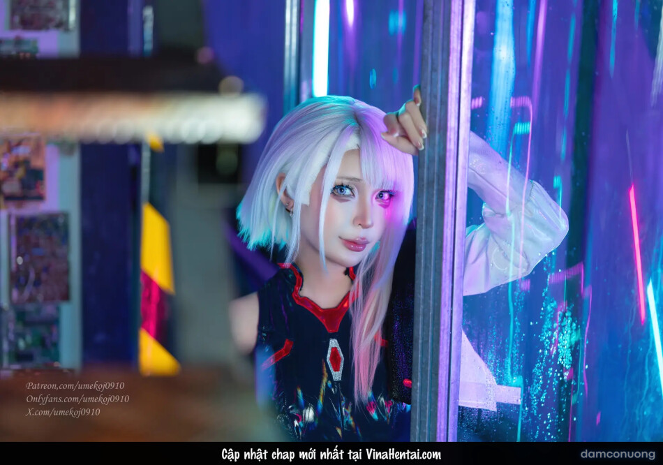 UmekoJ Cosplay Lucy Cyberpunk Edgerunner 