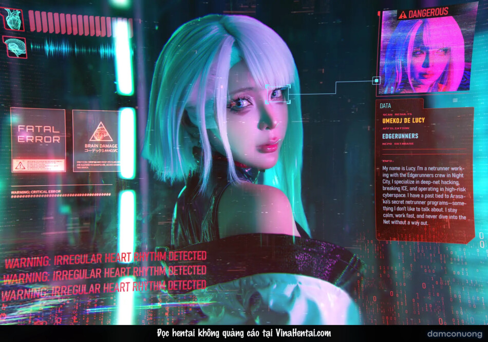 UmekoJ Cosplay Lucy Cyberpunk Edgerunner 