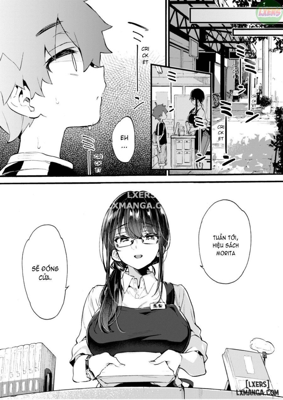 Me and the Bookstore Onee-san 