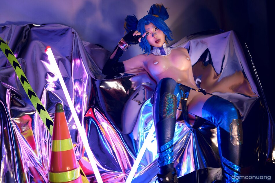 Ảnh cosplay Neon (valovant) 
