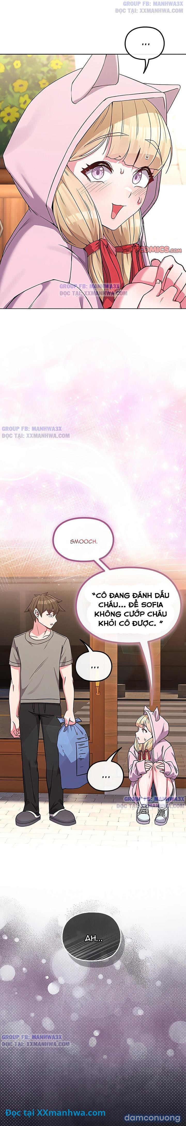 Cậu bằng tuổi con gái tôi đó 
