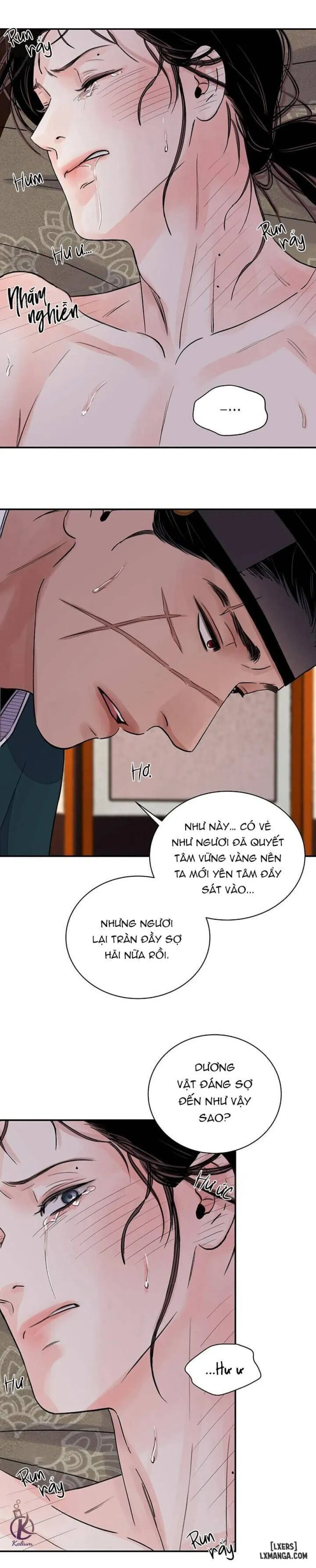 Kiếm kề hoa 