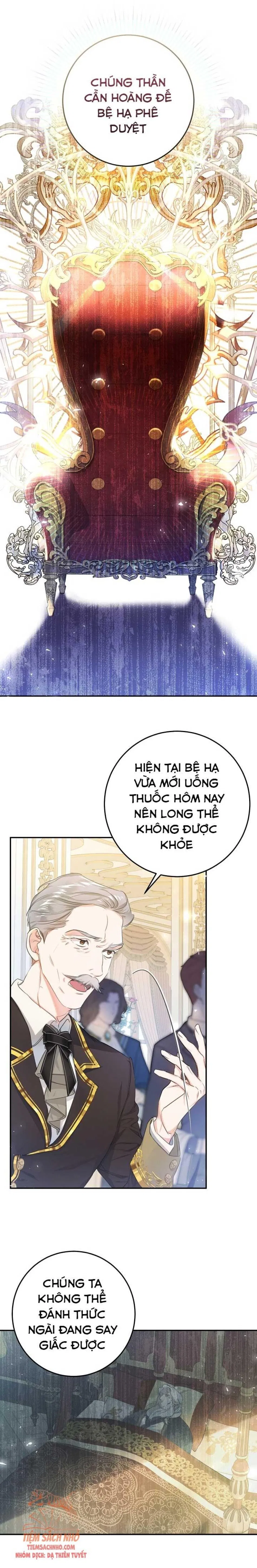 Ác Nữ Là Con Rối 