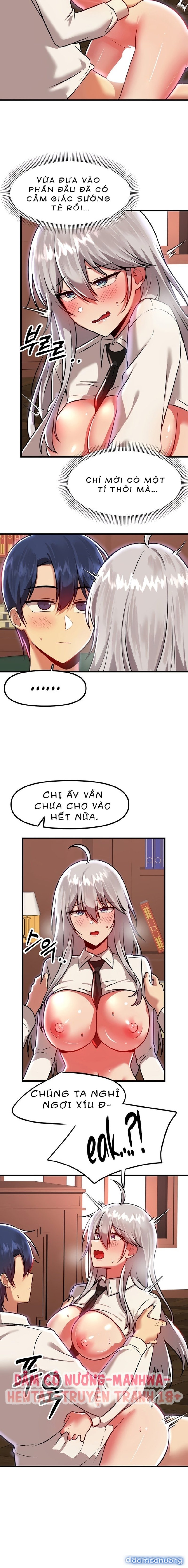 Mắc Kẹt Trong Trò Chơi Khiêu Dâm 