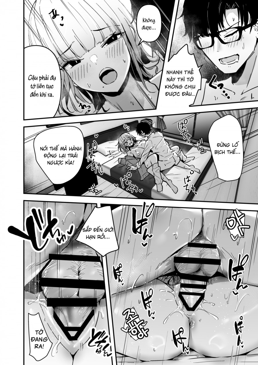 Cô nàng Gyaru tóc vàng ngực khủng coi tôi như một tên trai bao 