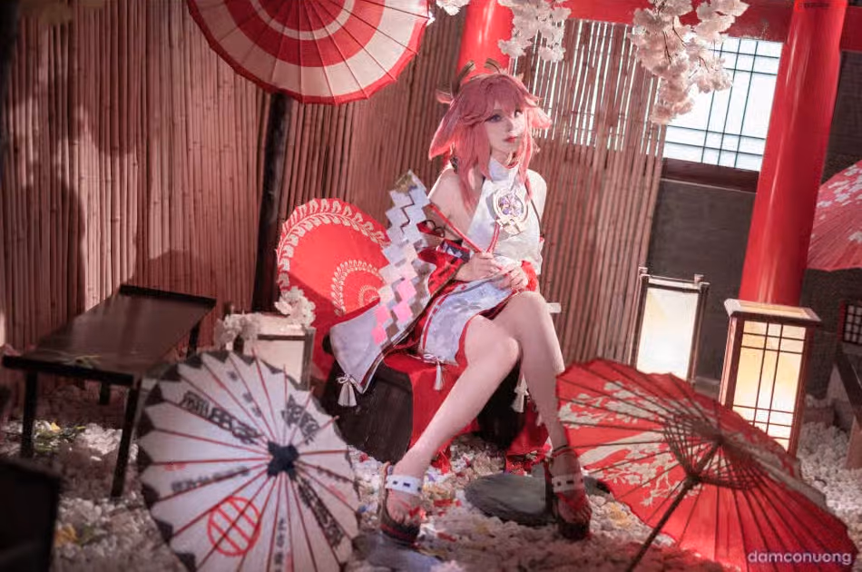 Miko- Genshin Impact 