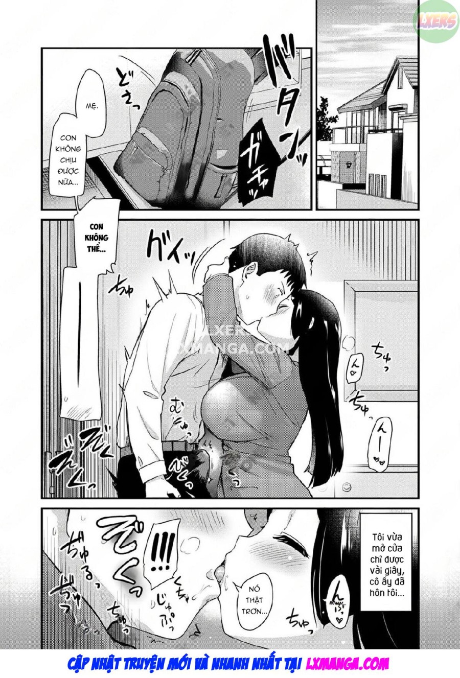 Cuộc sống hàng ngày của một bà mẹ mới sinh quá gợi tình. 