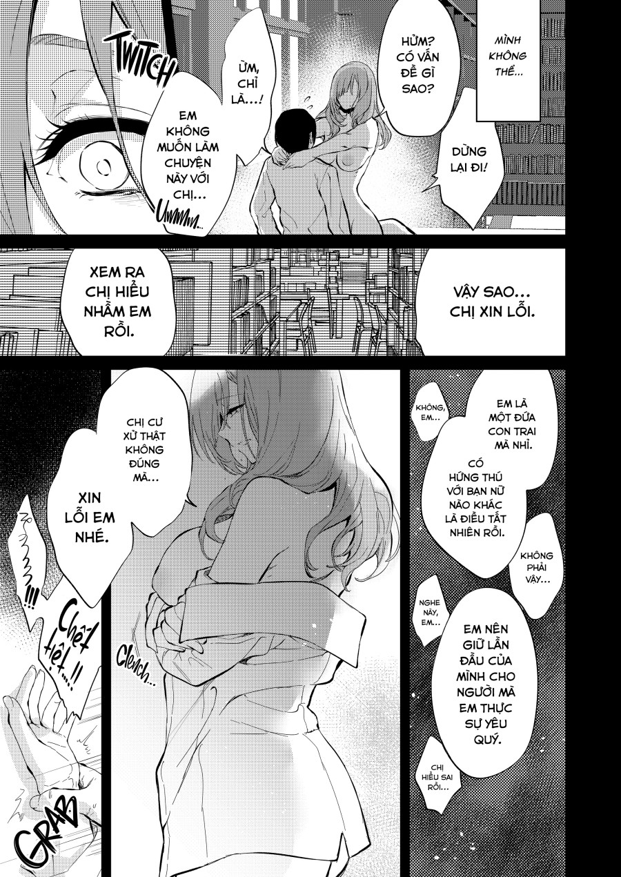 Touko-san bên trong căn phòng học cũ 