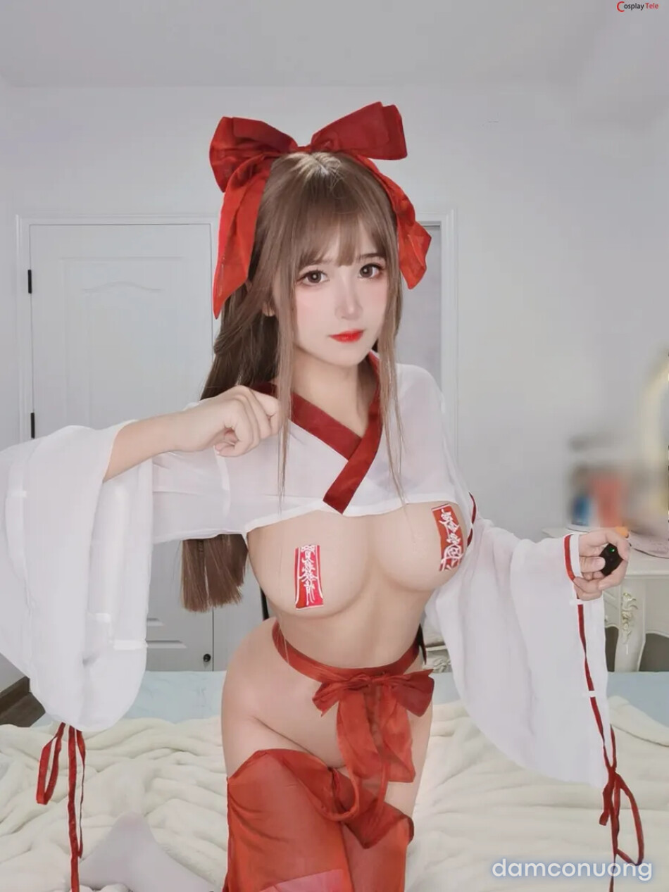 55 photos 