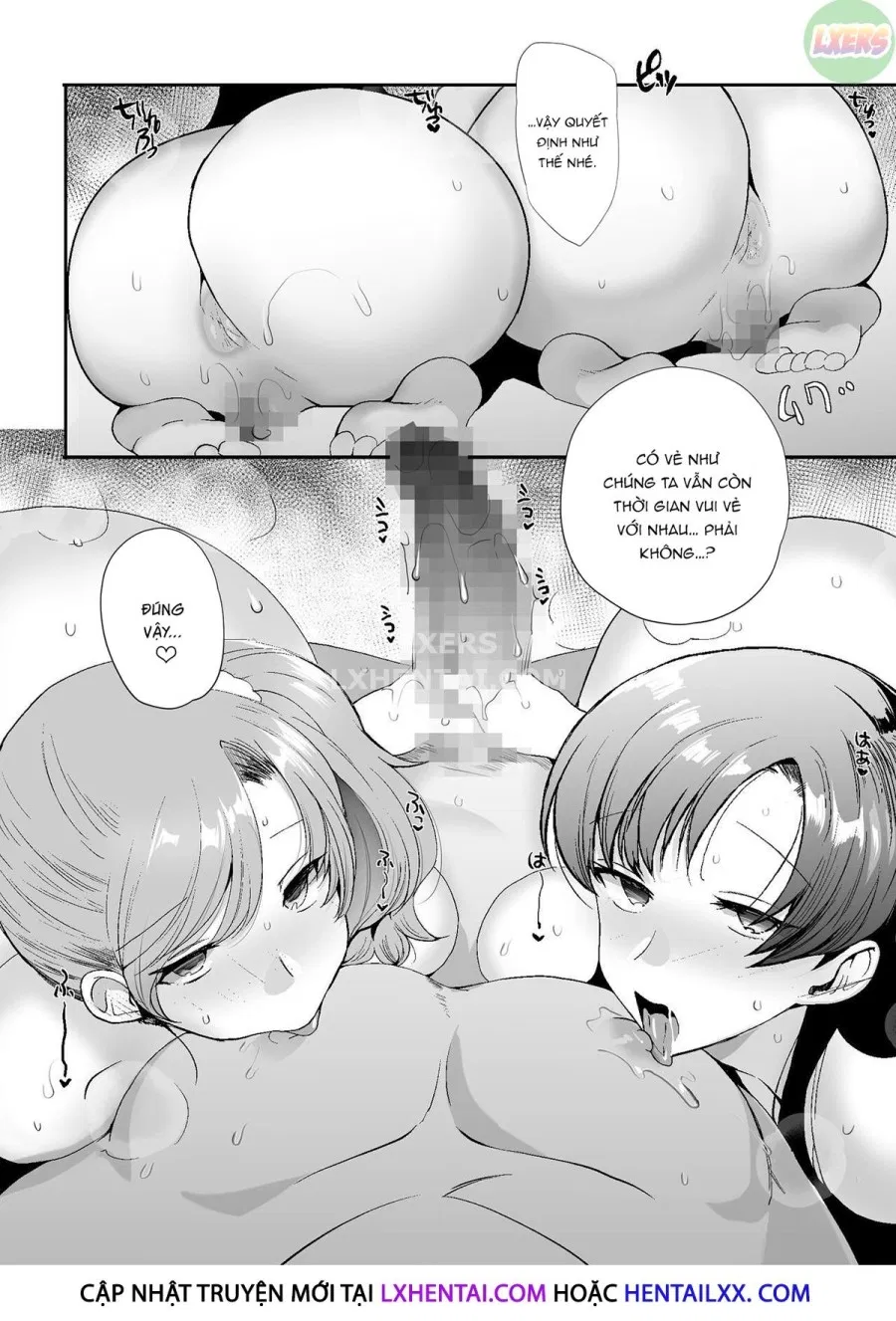 My Roommates Are Way Too Lewd ~Living In A One-Room Apartment With Two Perverted Sisters~ 