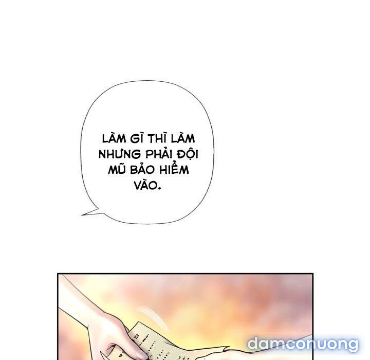 Hai Mặt 