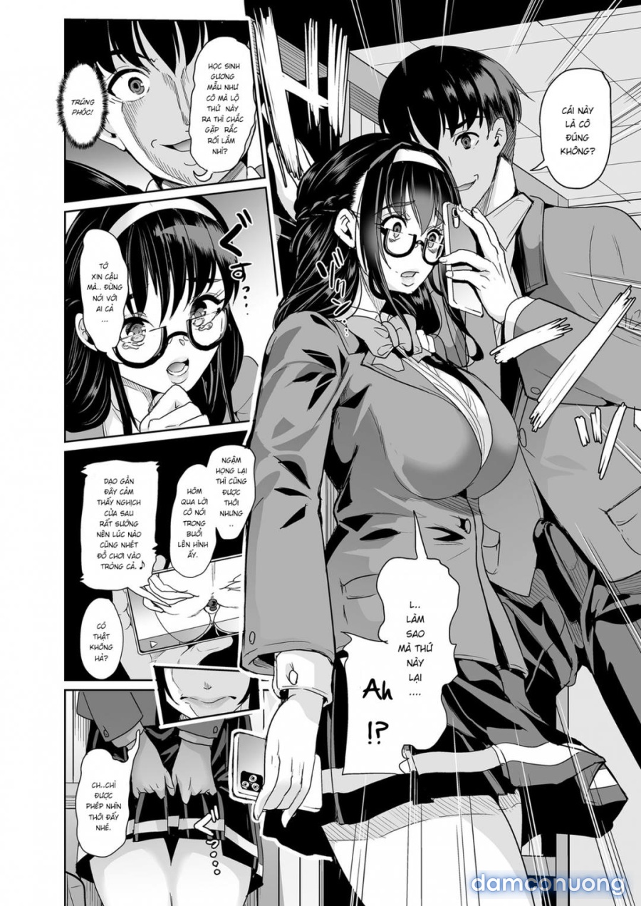 Ura aka tokutei apuri ~ hentai yuutousei mukidashi no seiheki~ 