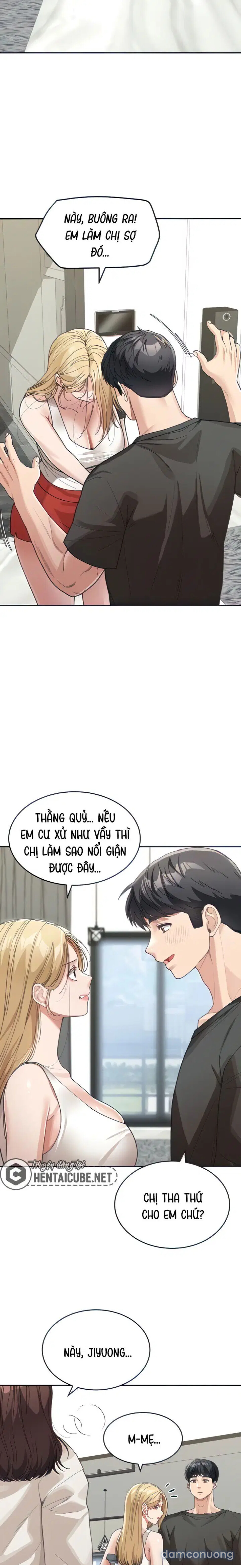 Là chị hay mẹ? 
