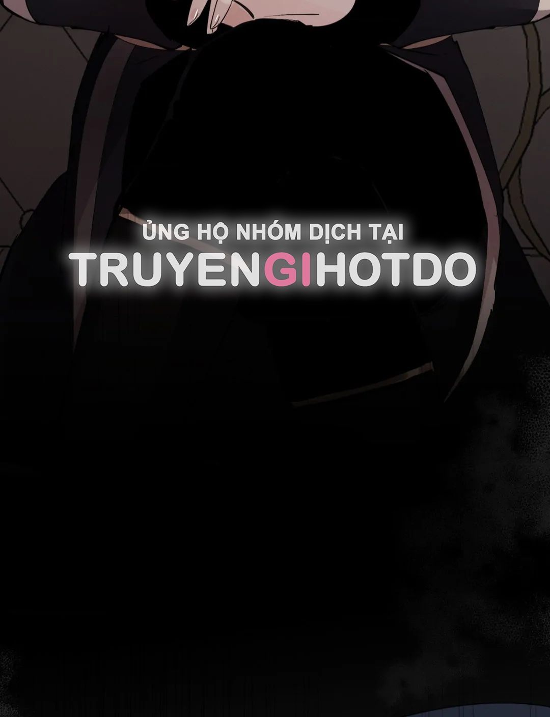 [18+] Chó Sống Trong Khu Vườn Của Hoàng Cung 