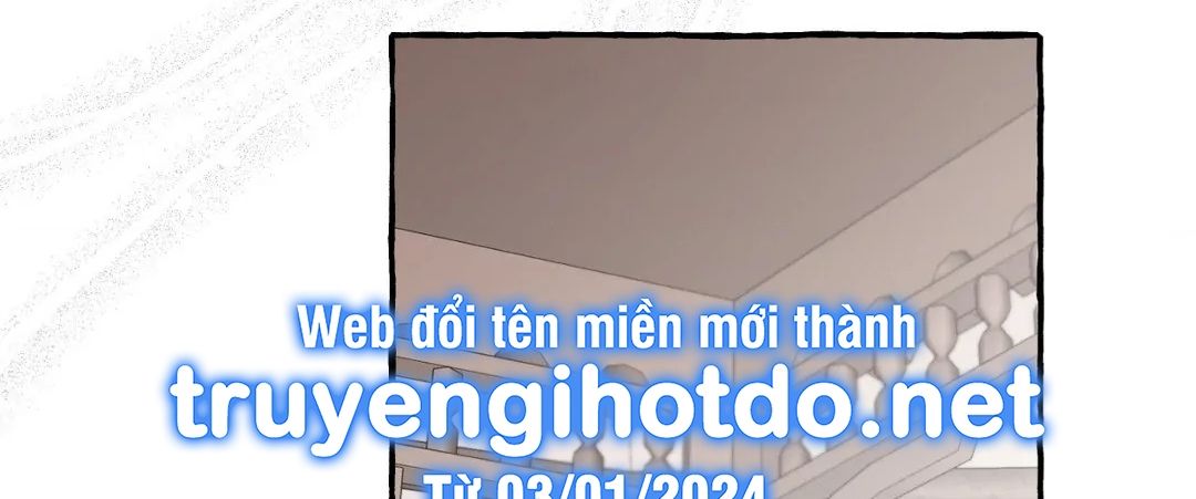 [18+] Chó Sống Trong Khu Vườn Của Hoàng Cung 
