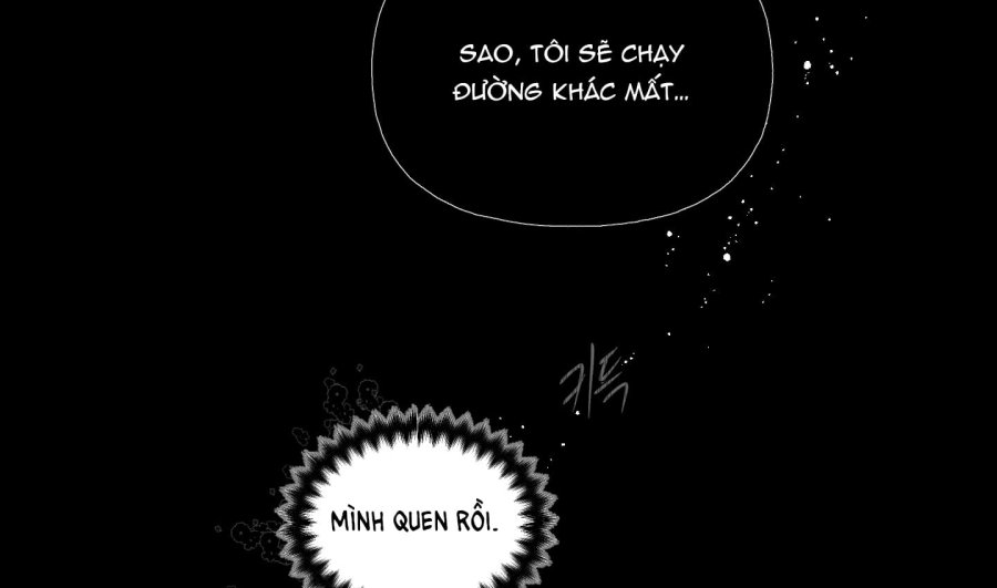 [18+] Chó Sống Trong Khu Vườn Của Hoàng Cung 