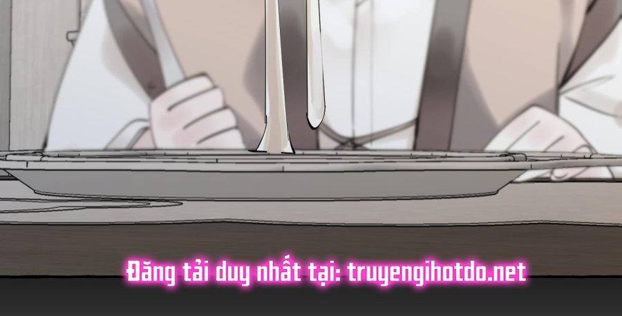 [18+] Chó Sống Trong Khu Vườn Của Hoàng Cung 