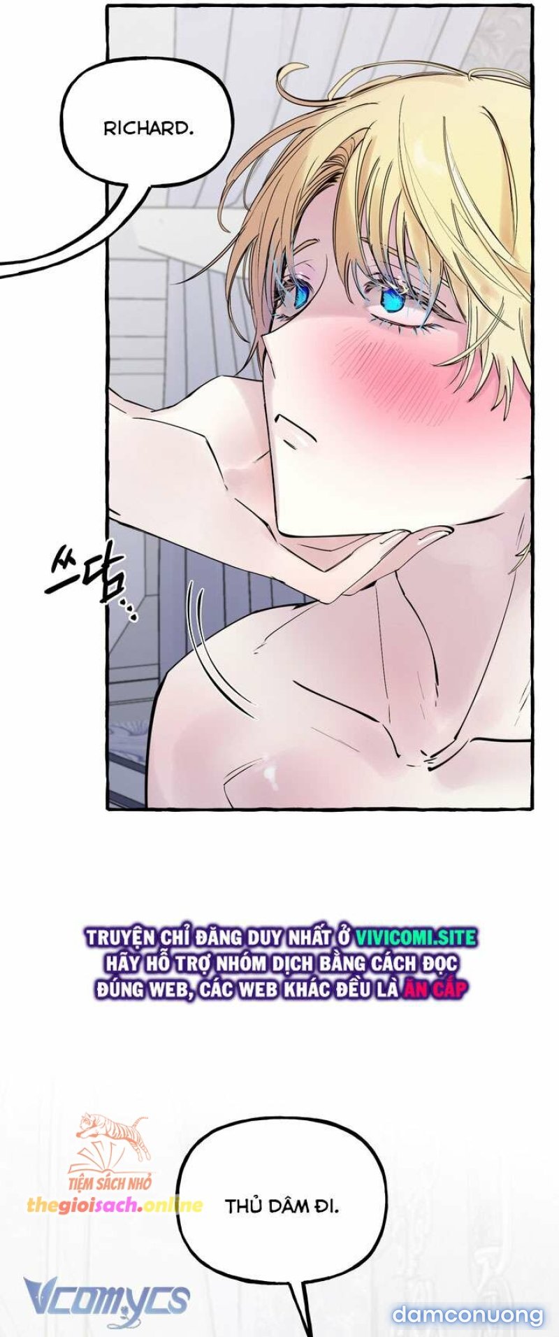 [18+] Chó Sống Trong Khu Vườn Của Hoàng Cung 