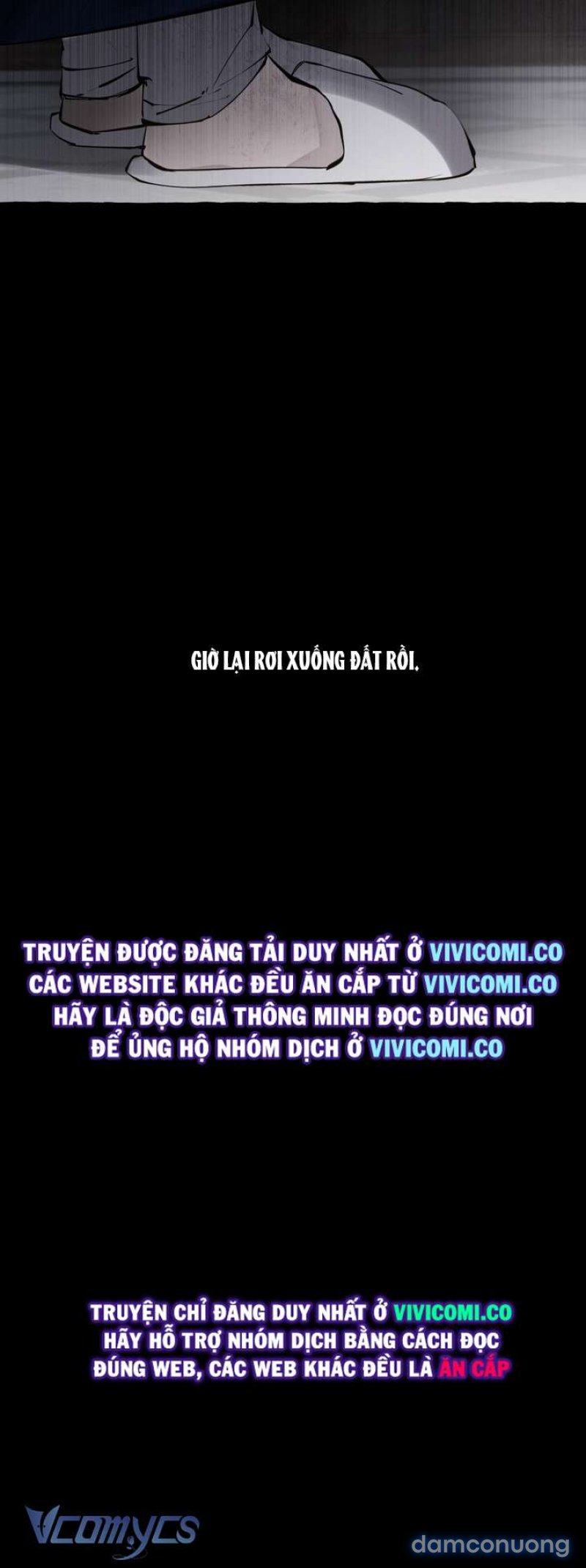 [18+] Chó Sống Trong Khu Vườn Của Hoàng Cung 