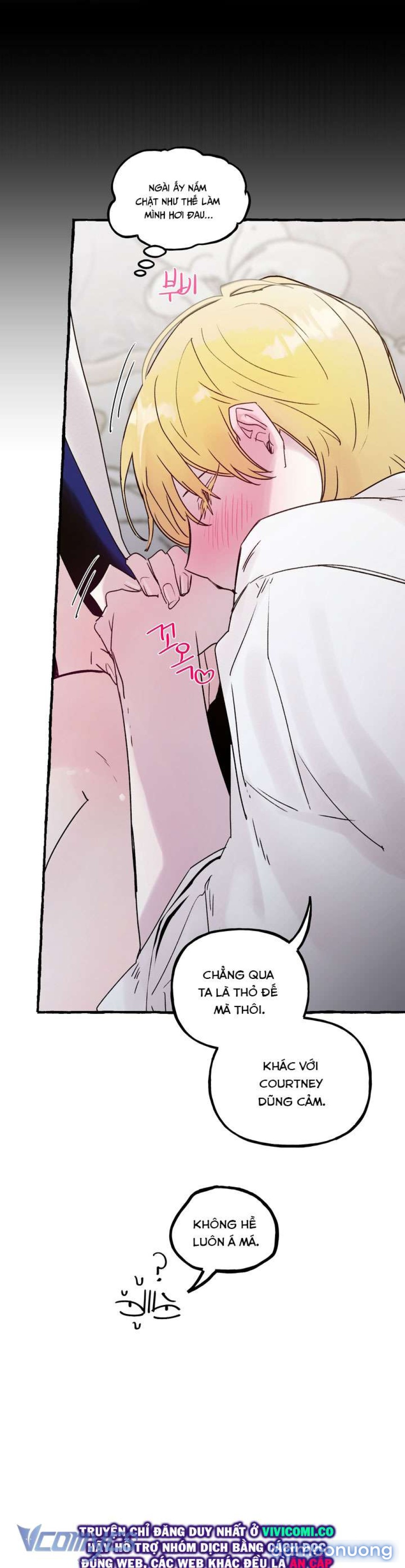 [18+] Chó Sống Trong Khu Vườn Của Hoàng Cung 