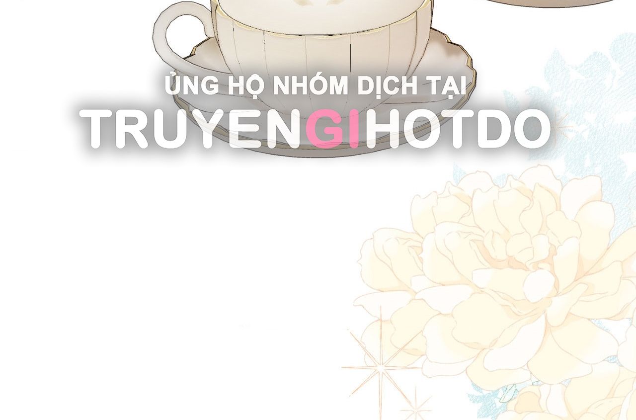 [18+] Chó Sống Trong Khu Vườn Của Hoàng Cung 
