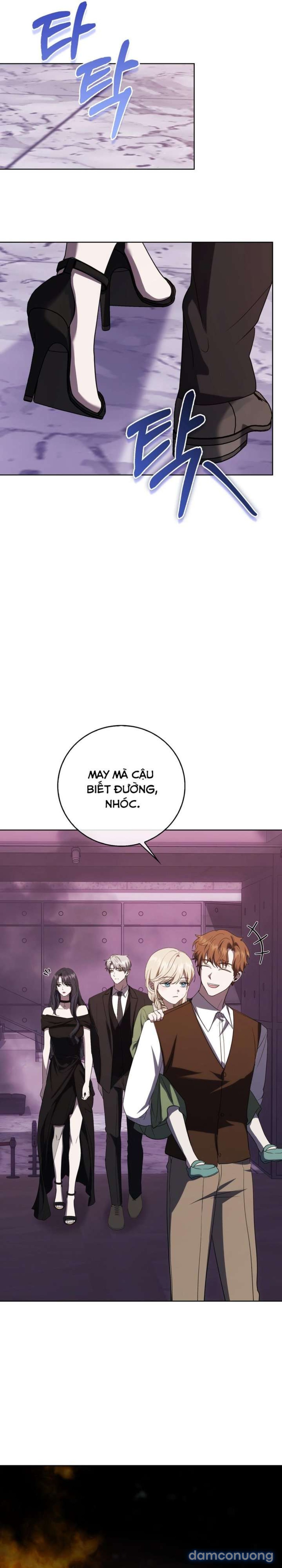 Bạn Trai Nhân Vật Chính Ám Ảnh Tôi 