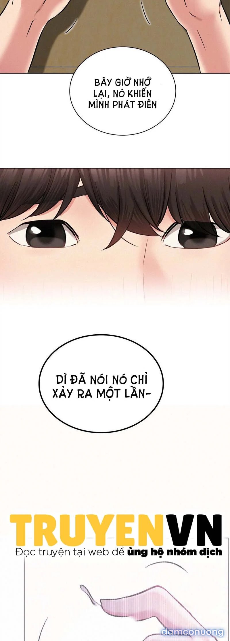 Sống Chung Với Dì 