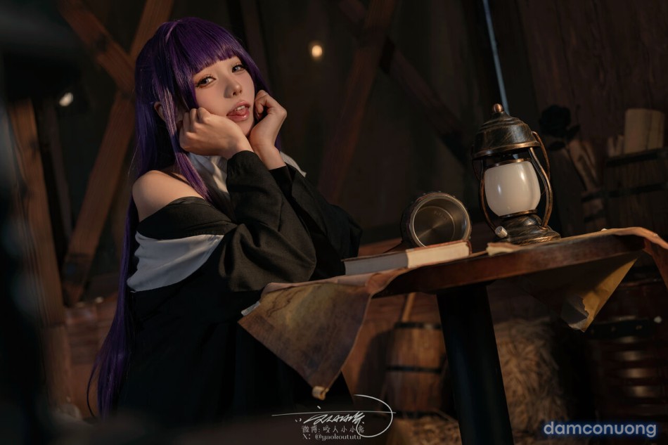 Cosplay Fern 黏黏团子兔 - 酩酊大喷菇 
