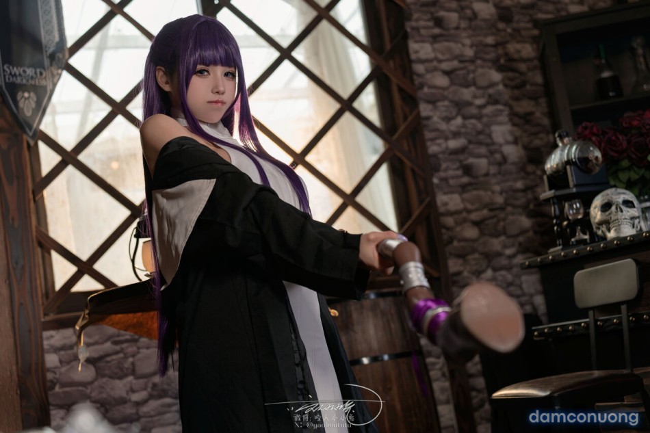 Cosplay Fern 黏黏团子兔 - 酩酊大喷菇 