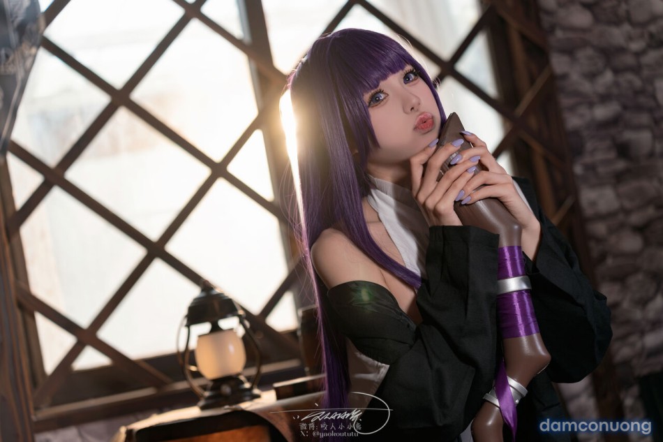 Cosplay Fern 黏黏团子兔 - 酩酊大喷菇 