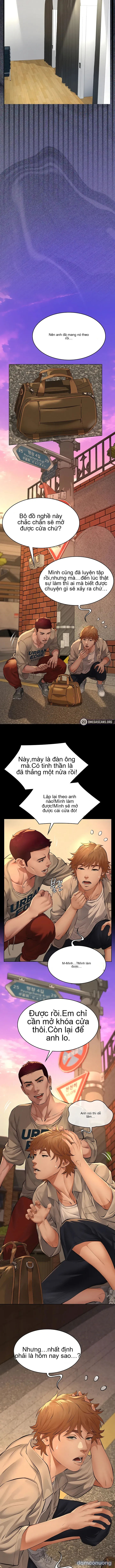 Người Cha Trong Bóng Tối 